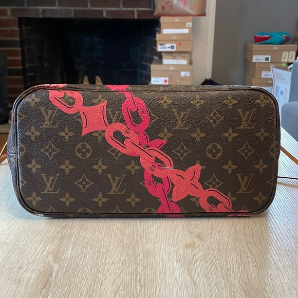 🛑SOLD🛑🌟Louis Vuitton Limited Edition Neverfull MM Bay Chain🌟 - Picture 8 of 16